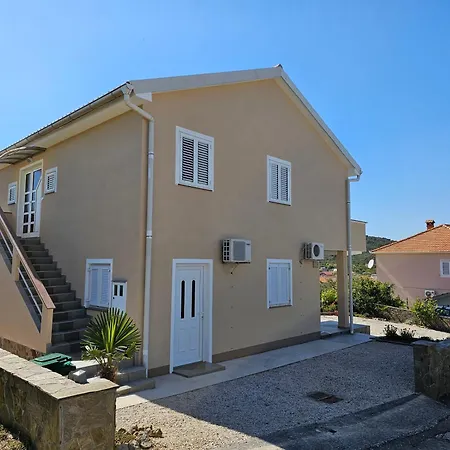 Pozgaj Apartament *